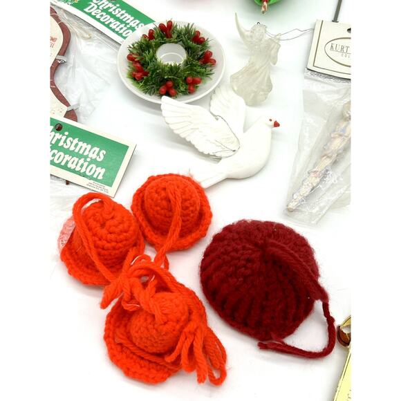 Junk Drawer Lot Of Vtg Christmas Décor Decorations Ornaments Santa Bells Crafts - Picture 12 of 12